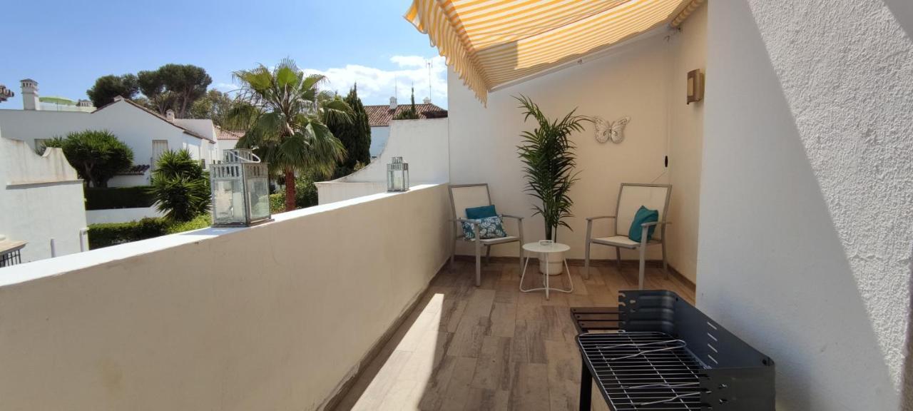 Precioso Atico En Playa Con Piscina Lägenhet Estepona